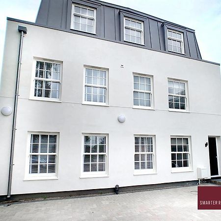 Eton, Windsor - 1 Bedroom First Floor Apartment - Parking Extérieur photo
